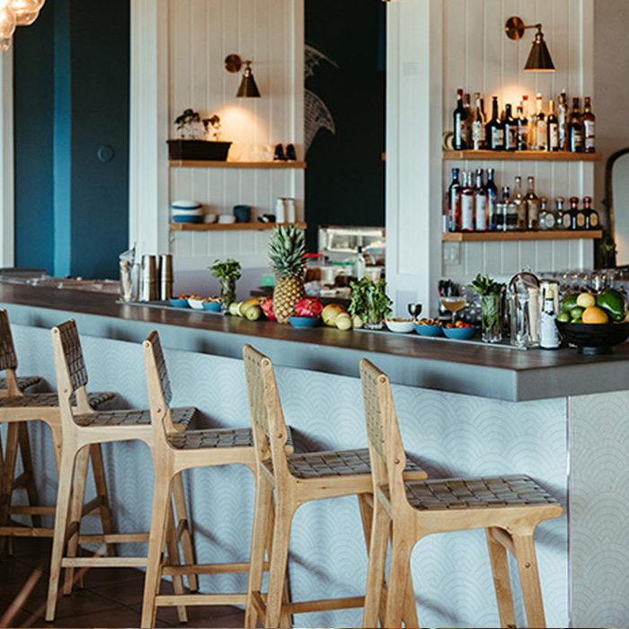 Custom Bar